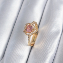 Mey İthalat® Pirinç Gold Renk Pembe Zirkon Taş Kalp Charm Model Kadın Yüzük