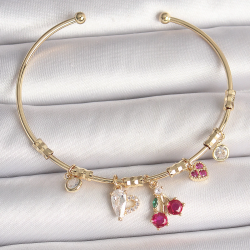 Mey İthalat® Pirinç Gold Renk Sallantı Kırmızı Zirkon Taşlı Kiraz Figür Charm Kadın Bileklik