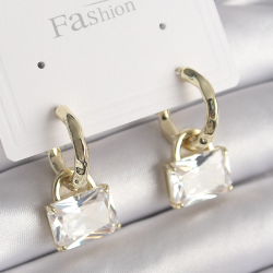 Mey İthalat® Pirinç Gold Renk Sallantı Zirkon Taşlı Çanta Model Kadın Küpe