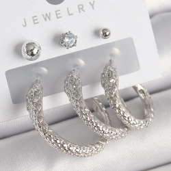 Mey İthalat® Pirinç Gold Renk Zirkon Taş Detaylı Halka Yılan Model Kadın Küpe Seti