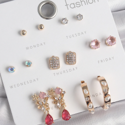 Mey İthalat® Pirinç Gold Renk Zirkon Taşlı Çiçek Figür İncili Halka Figür 7 Çift Kadın Küpe Seti