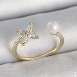 Mey İthalat® Pirinç Gold Renk Zirkon Taşlı Çiçek Model İnci Detay Ayarlanabilir Kadın Yüzük