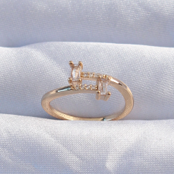 Mey İthalat® Pirinç Gold Renk Zirkon Taşlı Geometrik Ayarlanabilir Yüzük