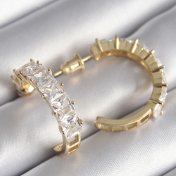 Mey İthalat® Pirinç Gold Renk Zirkon Taşlı Halka Model Kadın Küpe