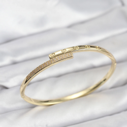 Mey İthalat® Pirinç Gold Renk Zirkon Taşlı Kadın Kelepçe Bileklik