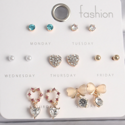 Mey İthalat® Pirinç Gold Renk Zirkon Taşlı Kalp Beyaz Mineli Fiyonk Figür 7 Çift Kadın Küpe Seti