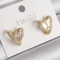 Mey İthalat® Pirinç Gold Renk Zirkon Taşlı Kalp Model Kadın Küpe