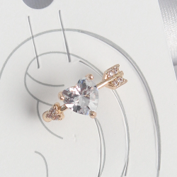 Mey İthalat® Pirinç Gold Renk Zirkon Taşlı Kalp Ok Model Kadın Kıkırdak Küpe