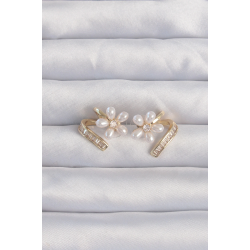 Mey İthalat® Pirinç Gold Renk Zirkon Taşlı Kıvrımlı İnci Çiçek Küpe