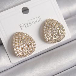 Mey İthalat® Pirinç Gold Renk Zirkon Taşlı Plaka Model Kadın Küpe