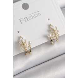 Mey İthalat® Pirinç Gold Renk Zirkon Taşlı Yaprak Model İnci Detay Küpe