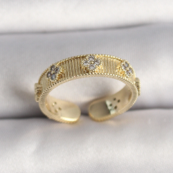 Mey İthalat® Pirinç Gold Renk Zirkon Taşlı Yonca İşlemeli Ayarlanabilir Yüzük