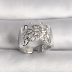 Mey İthalat® Pirinç Gümüş Renk Ayarlanabilir Baget Zirkon Taş Model Kadın Yüzük