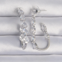 Mey İthalat® Pirinç Gümüş Renk Damla Zirkon Taş Tasarımlı Küpe