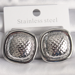 Mey İthalat® Pirinç Gümüş Renk İşlemeli Kare Model Kadın Küpe