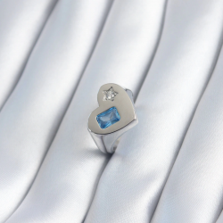 Mey İthalat® Pirinç Gümüş Renk Kalp Model Yıldız Zirkon Taş Detay Kadın Yüzük