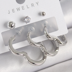 Mey İthalat® Pirinç Gümüş Renk Kalp Model Zirkon Taş Topçuk Detay Kadın Küpe Seti