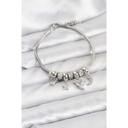 Mey İthalat® Pirinç Gümüş Renk Kalpli Model Charmlı Kadın Bileklik