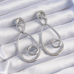 Mey İthalat® Pirinç Gümüş Renk Kıvrımlı Sallantılı Küpe