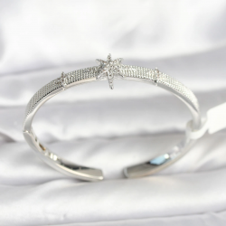 Mey İthalat® Pirinç Gümüş Renk Kutup Yıldızı Model Kadın Kelepçe Bileklik