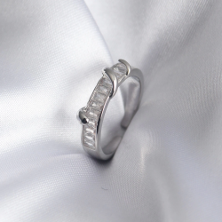 Mey İthalat® Pirinç Gümüş Renk Su Yolu Zirkon Taşlı Kadın Yüzük