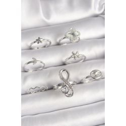 Mey İthalat® Pirinç Gümüş Renk Yonca Figür Sonsuzluk Zirkon Taşlı Kalp Detay Kadın Yüzük Kombini