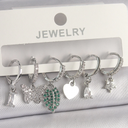 Mey İthalat® Pirinç Gümüş Renk Zirkon Taşlı Çoklu Figür Kadın Küpe Seti