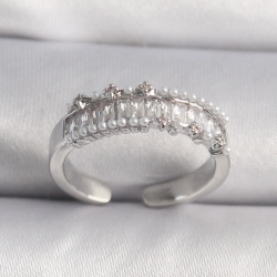 Mey İthalat® Pirinç Gümüş Renk Zirkon Taşlı İnci Detay VIP Seri Kadın Yüzük