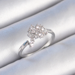 Mey İthalat® Pirinç Gümüş Renk Zirkon Taşlı Kadın Yüzük