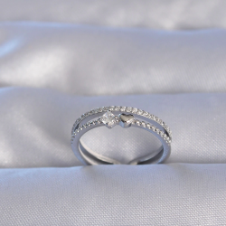 Mey İthalat® Pirinç Gümüş Renk Zirkon Taşlı Kalpli Su Yolu Model Ayarlanabilir Yüzük