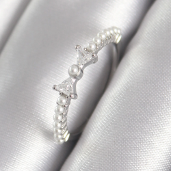 Mey İthalat® Pirinç Gümüş Renk Zirkon Taşlı Kurdele Model İnci Detay Kadın Yüzük