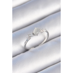 Mey İthalat® Pirinç Gümüş Renk Zirkon Taşlı Oval Beyaz Mineli Kadın Yüzük