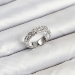 Mey İthalat® Pirinç Gümüş Renk Zirkon Taşlı Sırım Kadın Yüzük