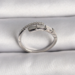 Mey İthalat® Pirinç Gümüş Renk Zirkon Taşlı Yılan Model Ayarlanabilir Yüzük