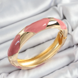 Mey İthalat® Pirinç Pembe Mineli Baklava Model Gold Renk Kadın Kelepçe