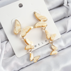 Mey İthalat® Pirinç Sedef Sallantılı Mermer Desenli Kelebek Model Gold Renk Vintage Kadın Küpe