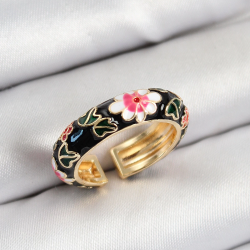 Mey İthalat® Pirinç Siyah Mineli Çiçek Motifli Gold Renk Ayarlanabilir Kadın Yüzük