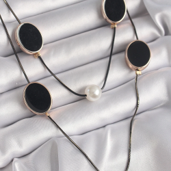 Mey İthalat® Pirinç Siyah Renk Zincir İnci Detaylı Çoklu Kadın Kolye