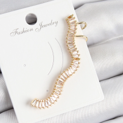 Mey İthalat® Pirinç Su Yolu Model Gold Renk Sağ Kıkırdak Küpe