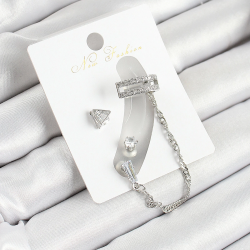 Mey İthalat® Pirinç Üçgen Figürlü Zirkon Taşlı Gümüş Renk 3'lü Kıkırdak Kadın Küpe Set