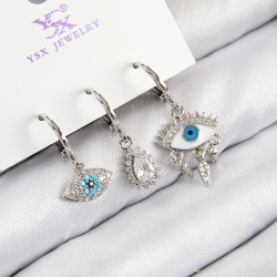 Mey İthalat® Pirinç Zirkon Taşlı 3'lü Fatma'nın Gözü Model Gümüş Renk Kadın Küpe