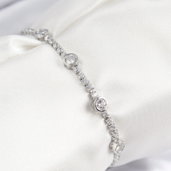 Mey İthalat® Pirinç Zirkon Taşlı Daire Model Gümüş Renk Asansörlü Kadın Bileklik