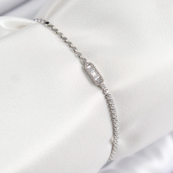 Mey İthalat® Pirinç Zirkon Taşlı Dikdörtgen Model Ezme Zincir Gümüş Renk Kadın Bileklik