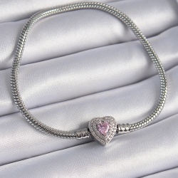 Mey İthalat® Pirinç Zirkon Taşlı Kalp Figür Charm Model Kadın Bileklik