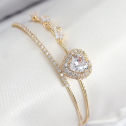 Mey İthalat® Pirinç Zirkon Taşlı Kalp Model Gold Renk Kadın Bileklik