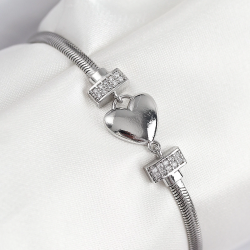 Mey İthalat® Pirinç Zirkon Taşlı Kalp Model Gümüş Renk Kadın Bileklik