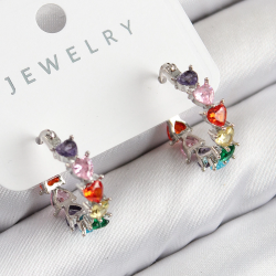 Mey İthalat® Pirinç Zirkon Taşlı Kalp Model Gümüş Renk Kadın Küpe