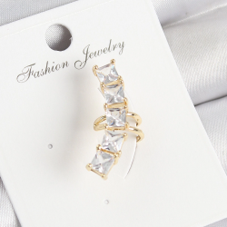 Mey İthalat® Pirinç Zirkon Taşlı Model Gold Renk Sağ Kıkırdak Küpe