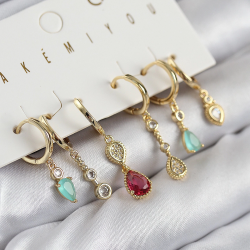 Mey İthalat® Pirinç Zirkon Taşlı Sallantılı Model Gold Renk 6'lı Küpe Set