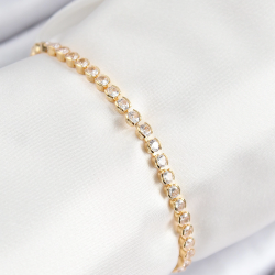 Mey İthalat® Pirinç Zirkon Taşlı Sıralı Model Gold Renk Asansörlü Kadın Bileklik